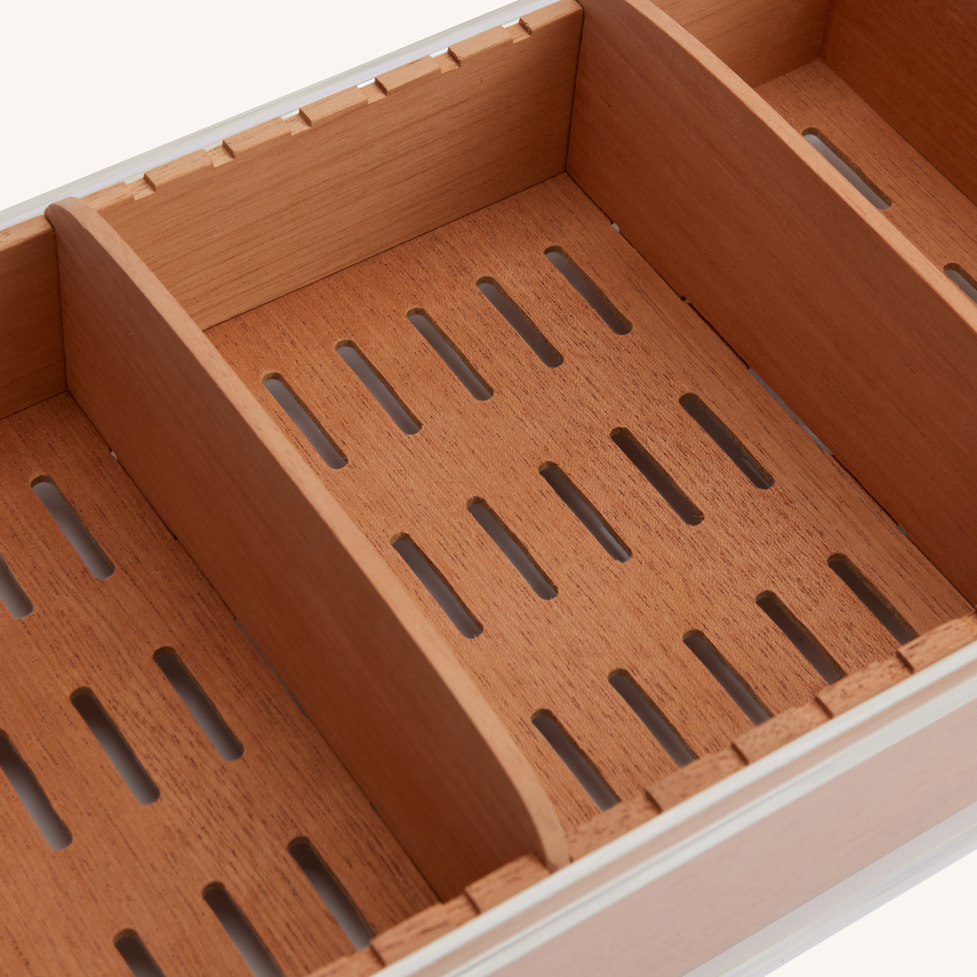 The Index Acrylic Humidor 75 Count