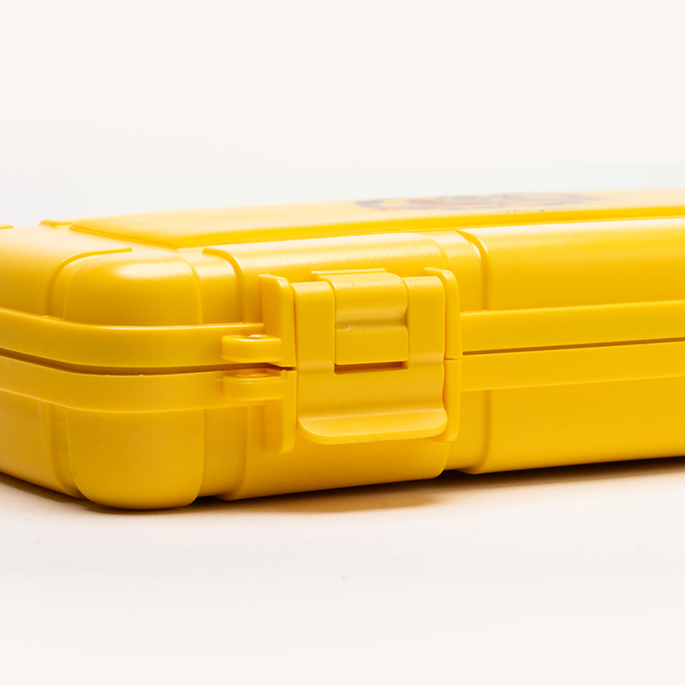 Baccarat Yellow Travel Case for 5 Cigars Baccarat